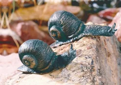 Ars mundi 2 Schnecken-Skulpturen im Set aus Bronze