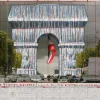 Christo : Arc de Triomphe IV, Project for Paris