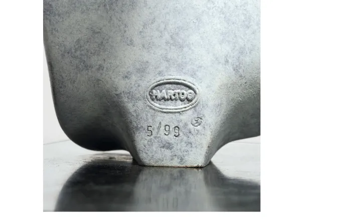 Ars mundi Evert den Hartog: Skulptur »Sneeuwuil - Schneeeule«, Bronze grau