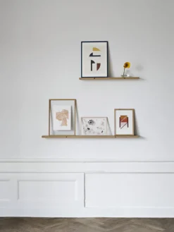 MOEBE Galerie Regal aus Eichenholz