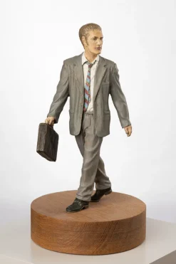 Christoph Pöggeler Handbemalte Bronze-Skulptur »Geschäftsmann«
