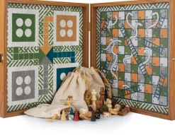 Kinder MANOPOULOS 4-in-1 Retro Kombi-Spiel-Set aus Walnuss-Holz