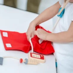 Kinder Plan Toys Kinder-Arzttasche