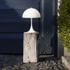 Louis Poulsen Leuchte »Panthella 250 Portable« Acryl Opal Weiß