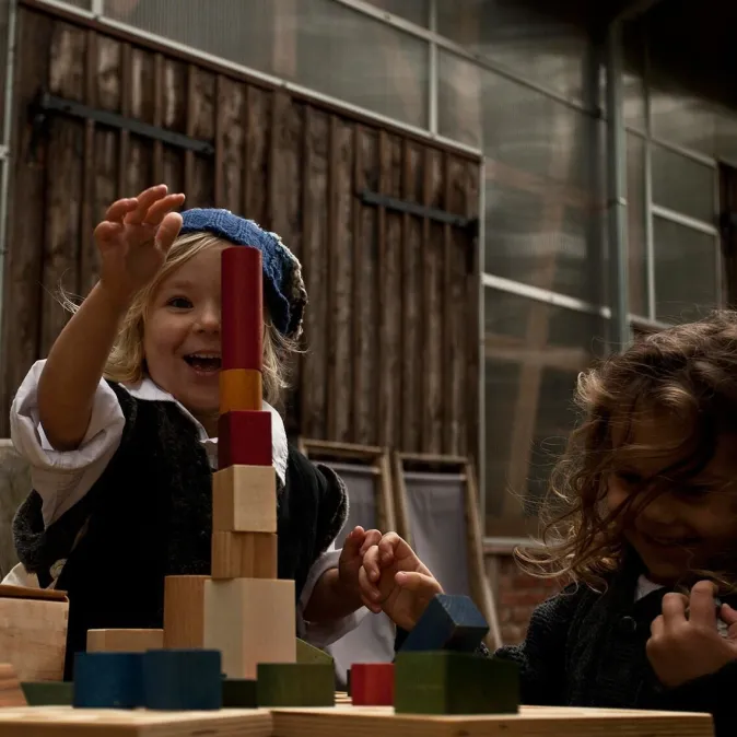 Kinder Wooden Story Regenbogen Holzbausteine - 63 Stück