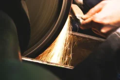 GÜDE Schinkenmesser aus Olivenholz