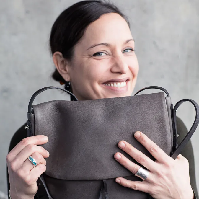 Harold's Lederwaren Schultertasche »Slingbag M«