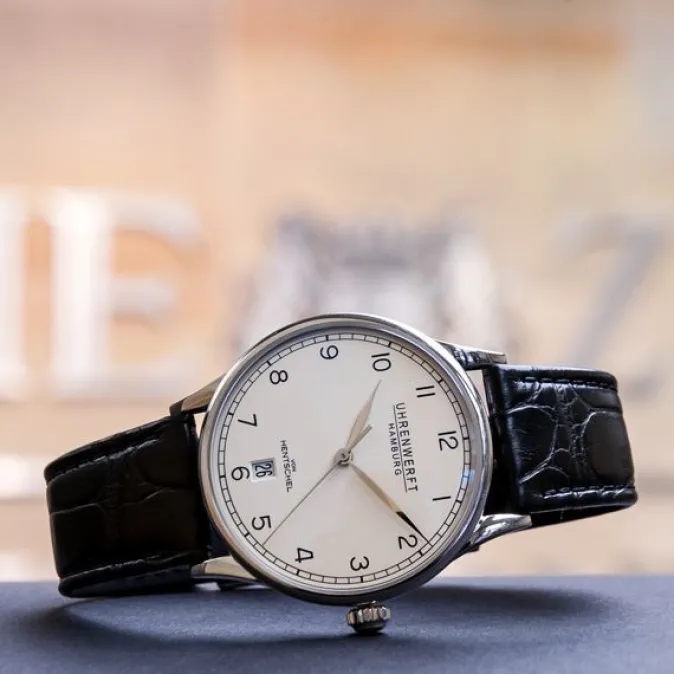 Hentschel Uhrenmanufaktur Uhrenedition »ZEIT 1« aus Edelstahl