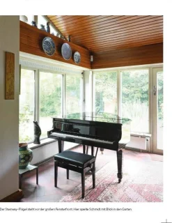 Edel Germany Zuhause bei Loki und Helmut Schmidt